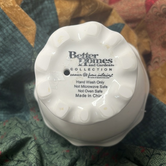 Better Homes and Gardens COLLECTION BOWL - Picture 3 of 4